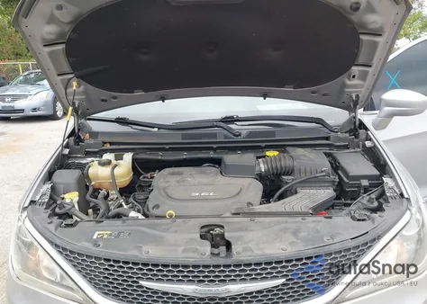 2017 Chrysler Pacifica Touring-L Plus из США, поврежденный, VIN 2C4RC1EG7HR506355